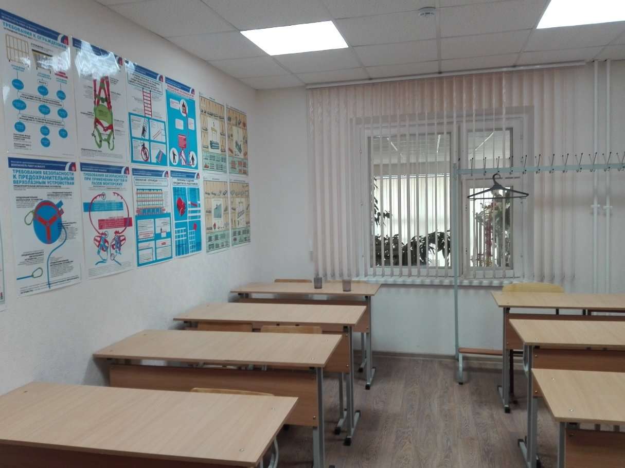 Чоу учебный центр. Учебный центр стор Нижневартовск. ЧОУ учебный центр стор. Учебный центр стор Махачкала.